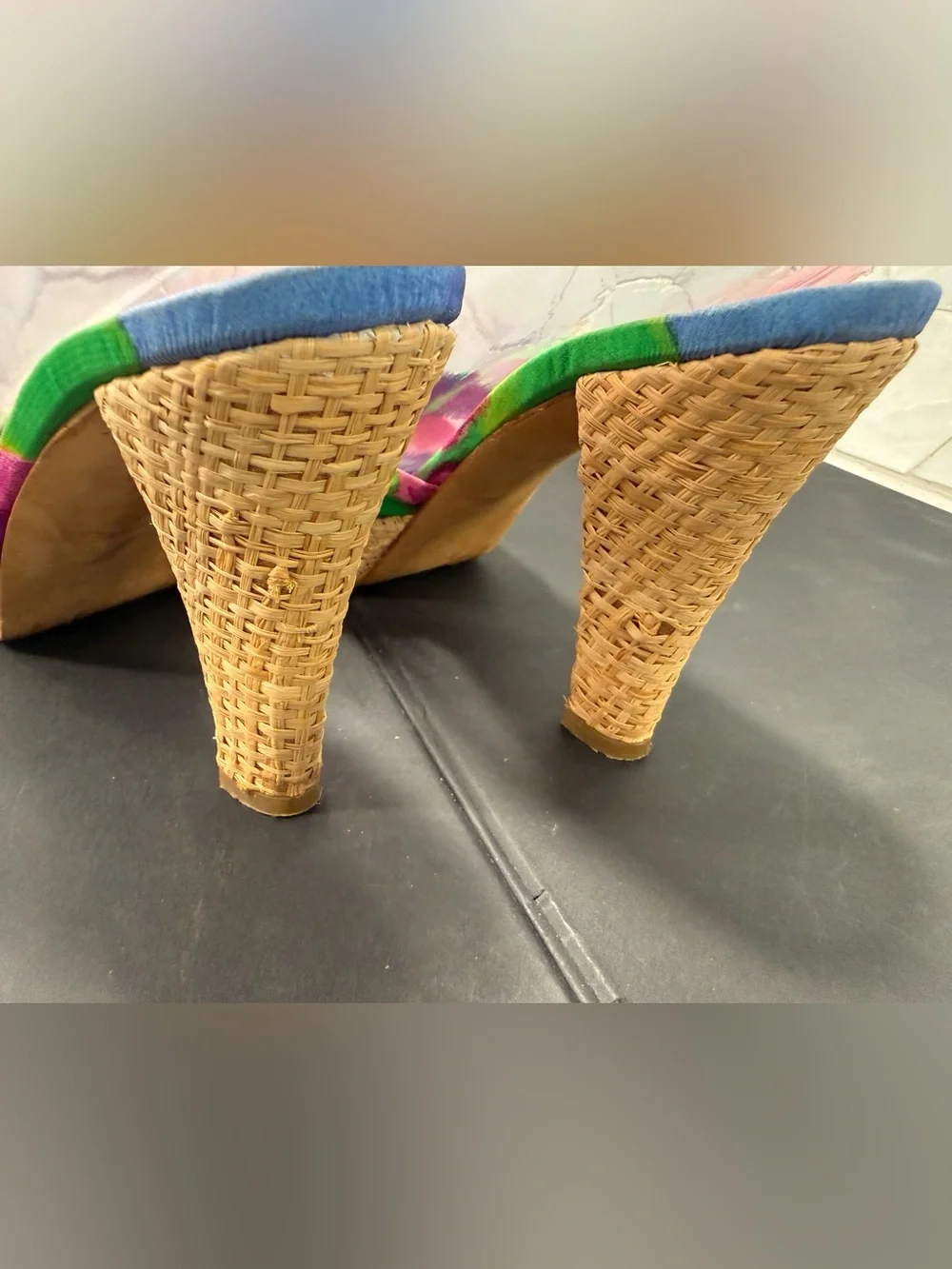 Stuart Weitzman RARE Not So Tropical Watercolor Knot Jute Platform Sandal Sz 8.5